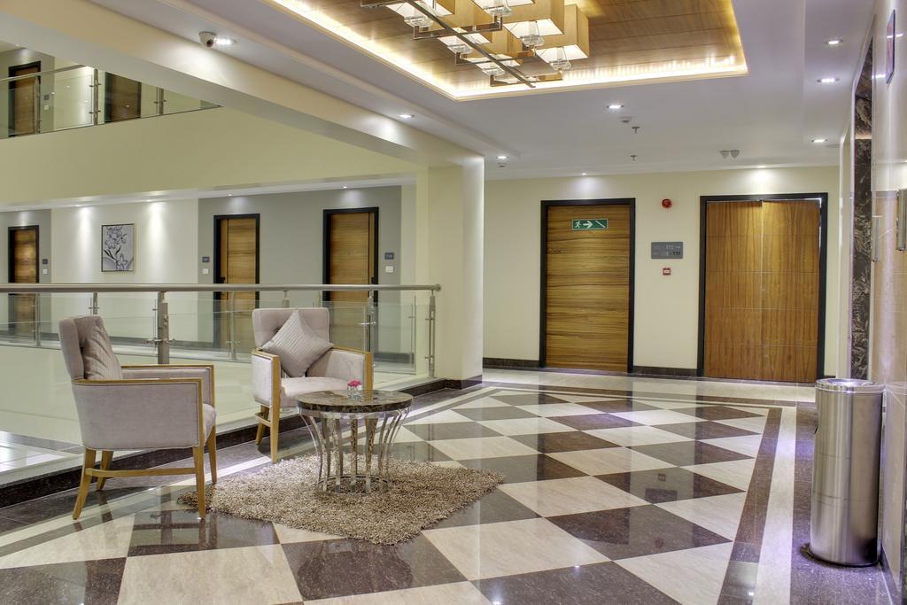 Hotel Suba Grand Dahej Luaran gambar